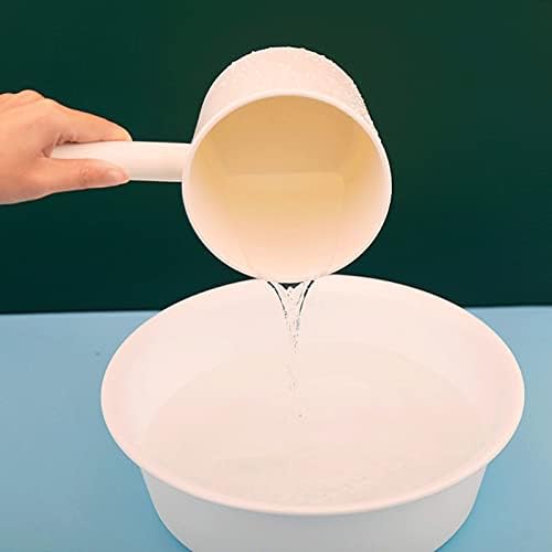Long-Handled Transparent Water Scoop