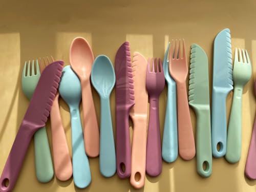 16 Kids Plastic Spoons BPA-Free Reusable School Travel Set