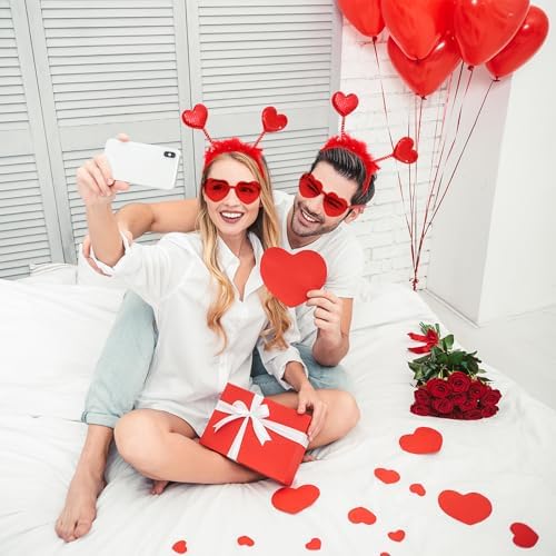 ROMANTIC HEADBAND AND HEART-SHAPED GLASSES SET