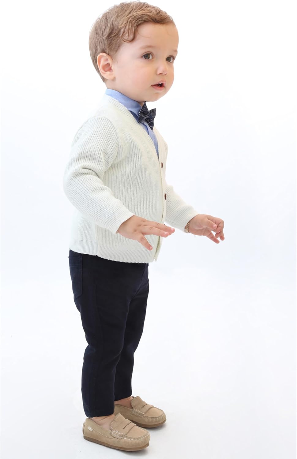 Lilax Little Boys Basic Long Sleeve V-Neck Classic Knit Cardigan Sweater