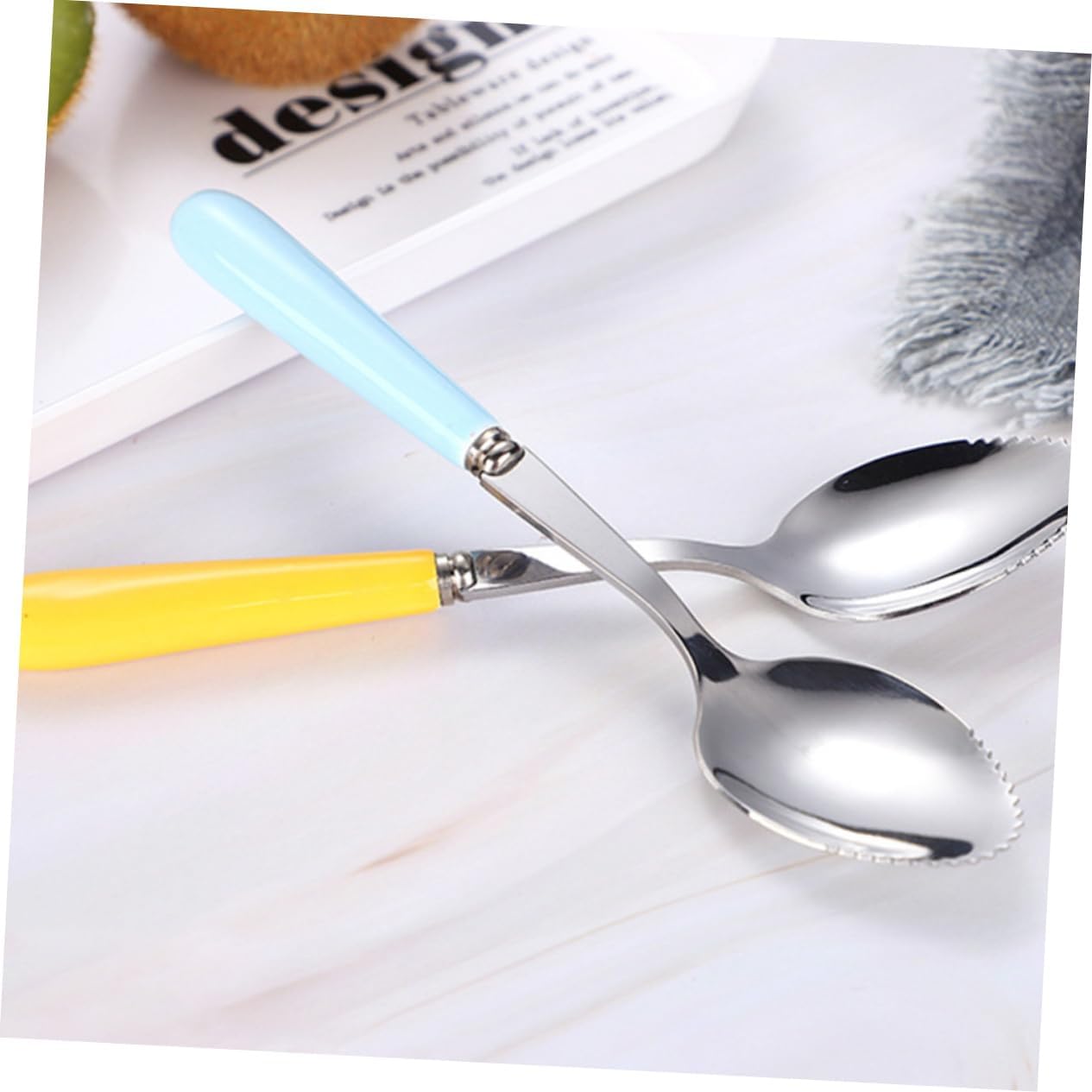 Hoement Multi-Function Serrated Fruit Spoon for Baby Feeding 1