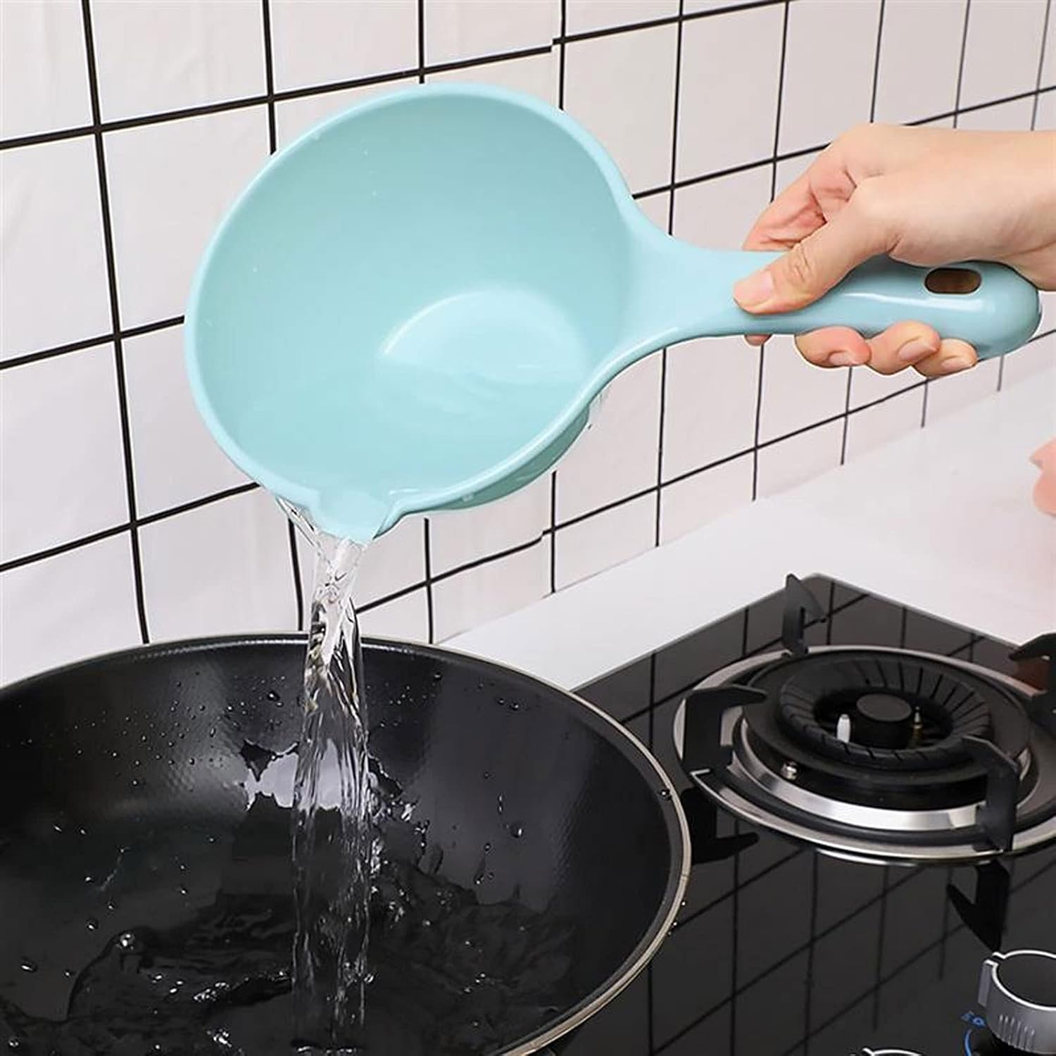 Comfortable Long-Handle Bathing Ladle