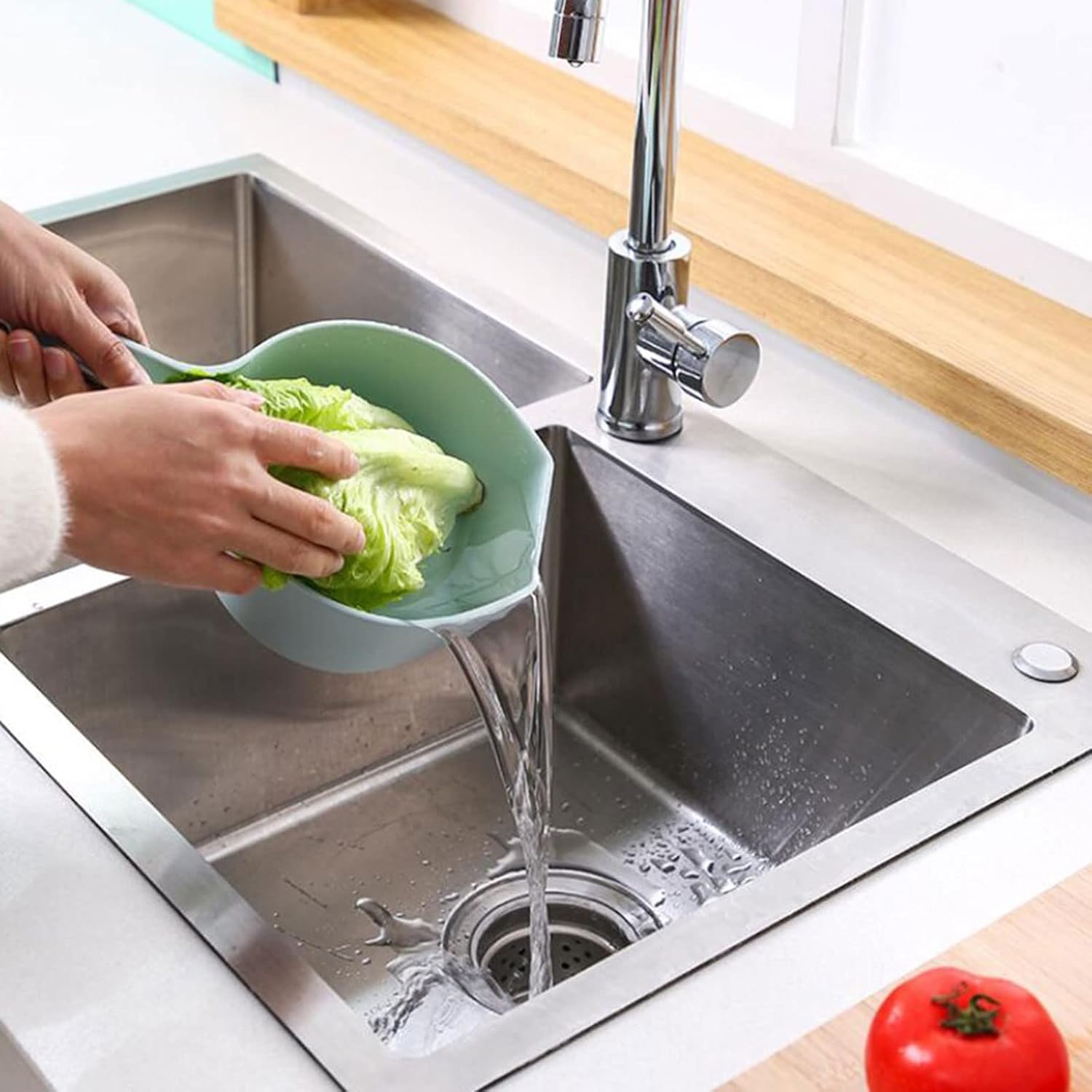 NPQPNAFCMultipurpose Green Long Handle Water Scoop for Kids
