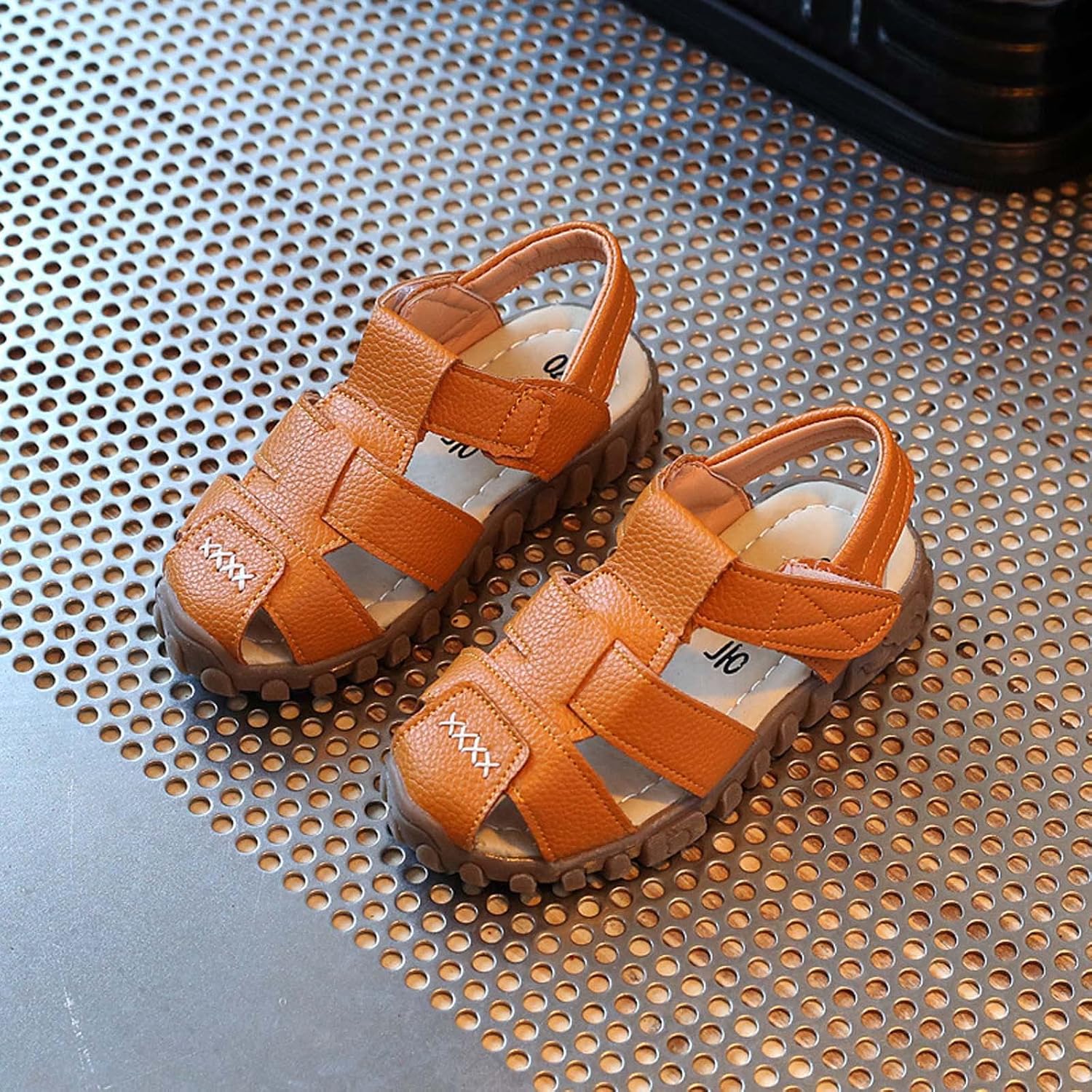 Beach sandals for kids