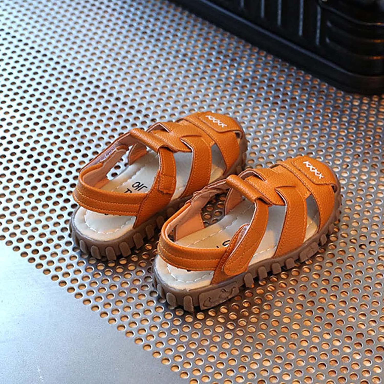 Beach sandals for kids